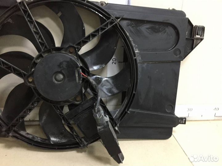 Б/У Диффузор вентилятора 3M518C607EC ford