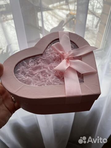 Подарочная коробка упаковка