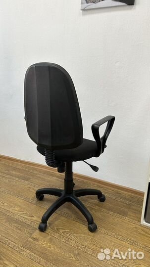 Компьютерное кресло