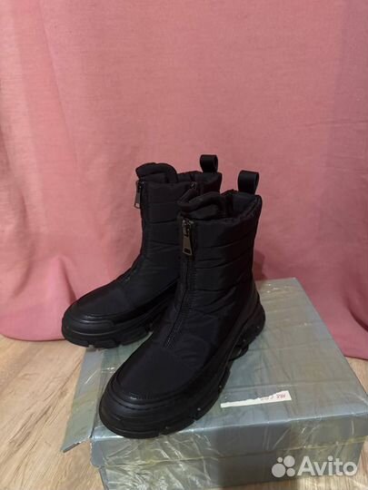 Ботинки женские зимние 37