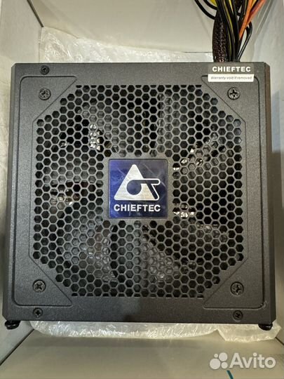 Нерабочий блок питания для пк 700w Chieftec