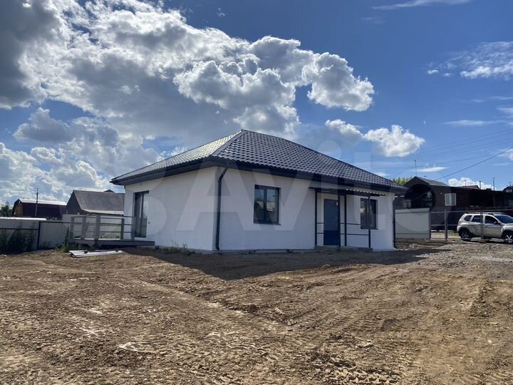 Дом 84 м² на участке 8,4 сот.