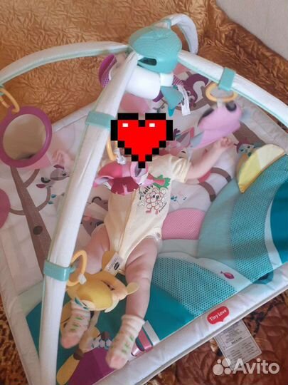 Развивающий коврик tiny love принцесса