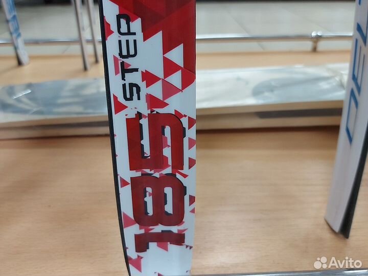 Беговые лыжи с механическим креплением NNN