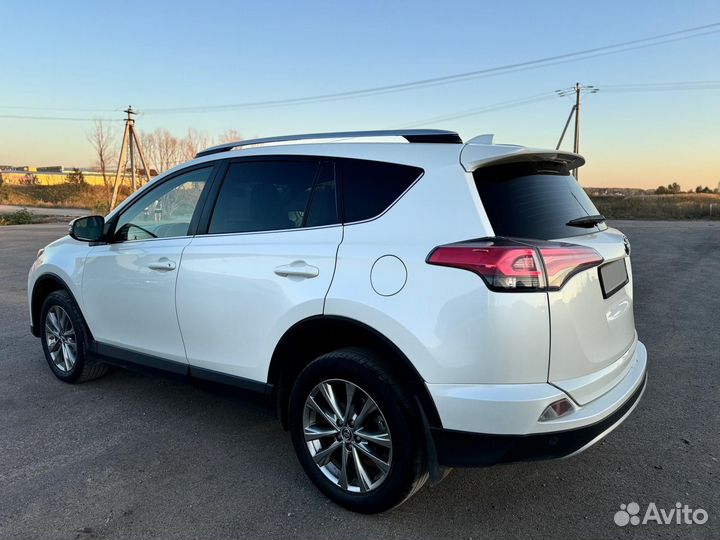 Toyota RAV4 2.2 AT, 2015, 168 000 км