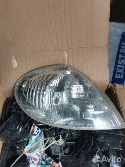 Поворотник правый Nissan Bluebird Sylphy