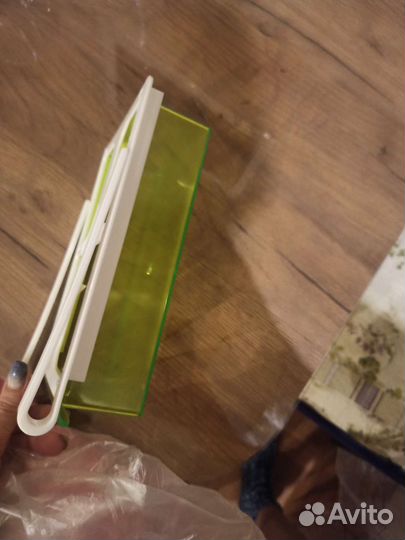 Полка подвесная в холодильник