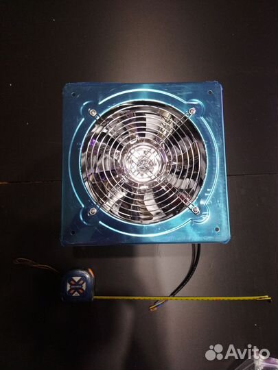 Вентилятор вытяжной 250х250мм 1300м3/ч с клапаном