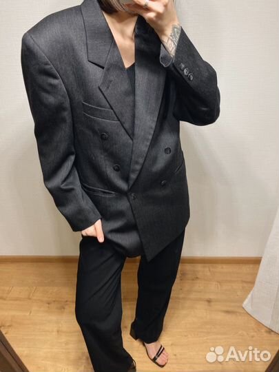 Двубортный жакет оверсайз