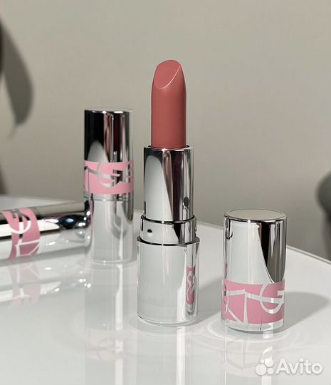 Помада-бальзам YSL loveshine