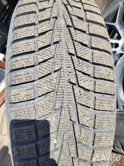 Hankook Winter I'Cept X RW10 235/55 R19 101T