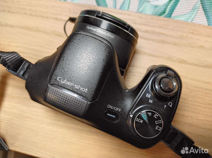 Фотоаппарат Sony DSC-H100