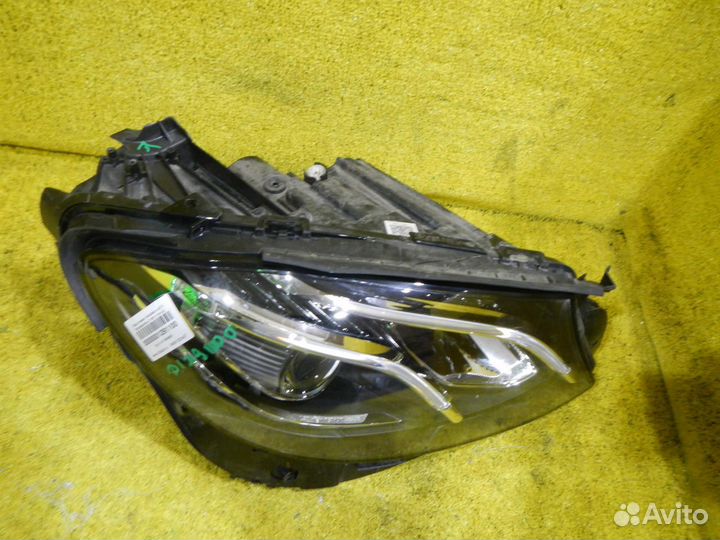 Фара правая Mercedes-Benz E-Class
