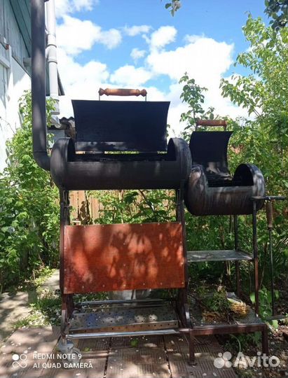 3 в 1 - шашлык, коптильня, барбекю