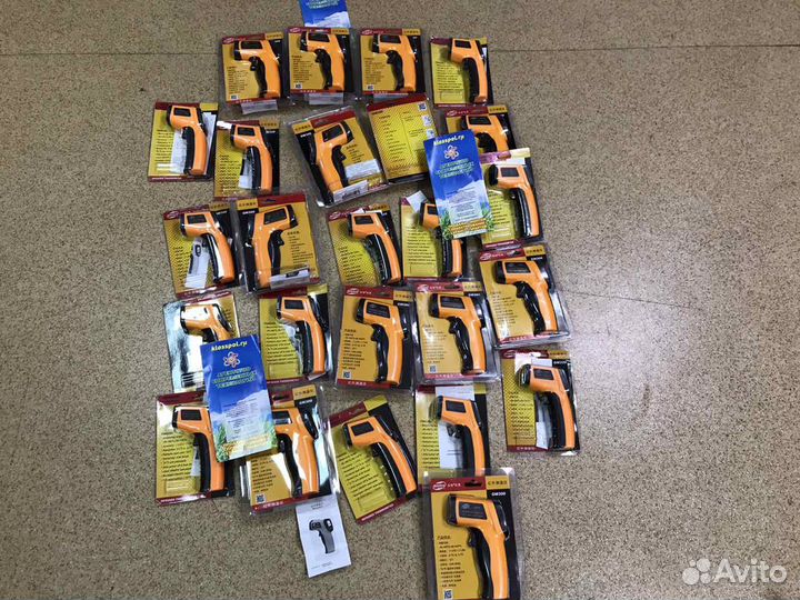 Бесконтактный инфракрасный термометр GM 320