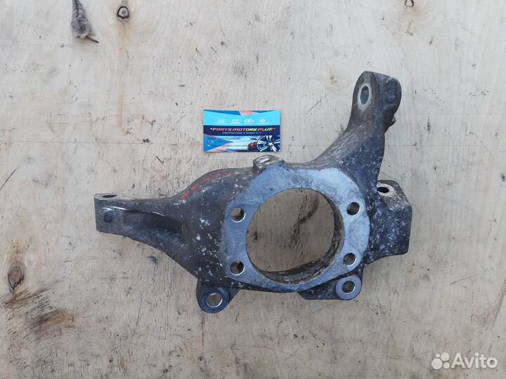 Кулак поворотный передний левай Ниссан Теана J32