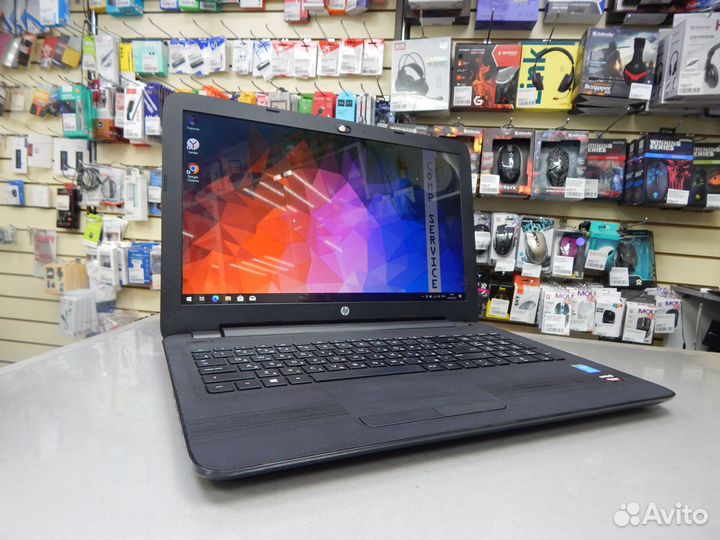 Ноутбук HP i3 5005 8gb Radeon R5 M330 2gb SSD