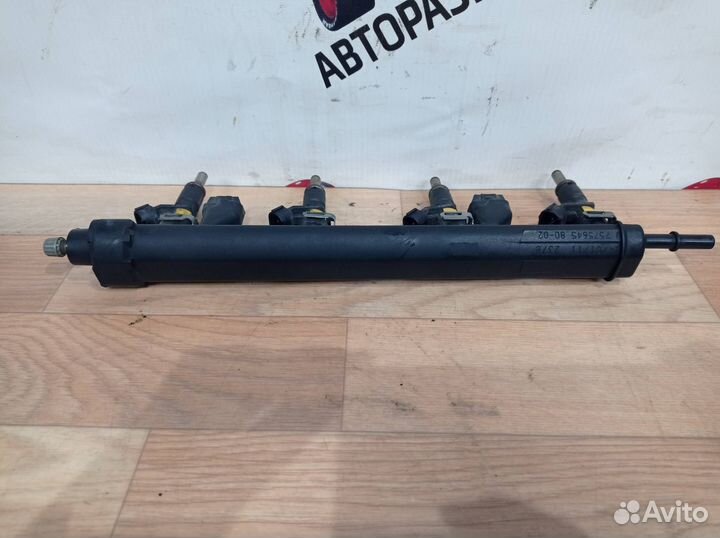 Рейка рампа топливная с форсунками Citroen C4 2 B7