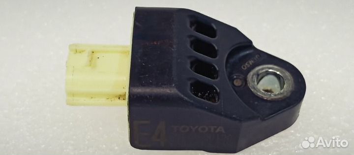 Датчик удара Toyota Camry XV50 2arfe 2015