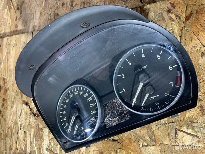 Панель приборов Bmw 3 E90 седан N46B20BA 2004-2007