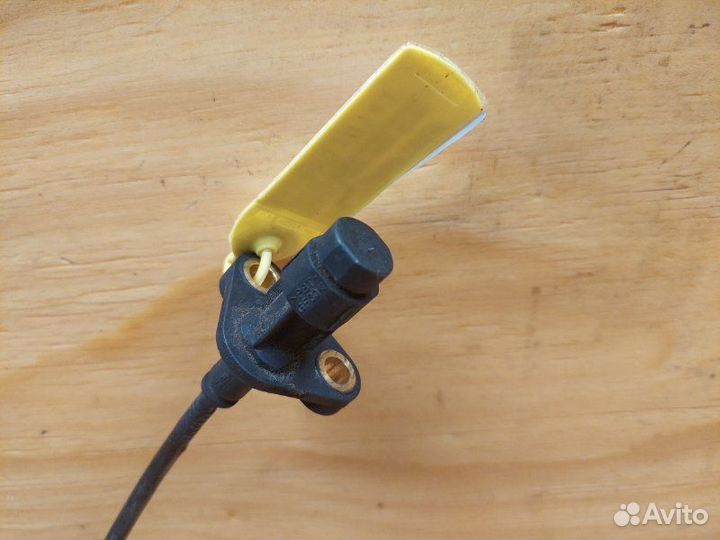 Датчик ABS передний Bmw 525 E39 M54B25 2001