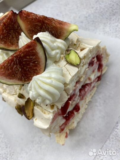 Меренговый рулет