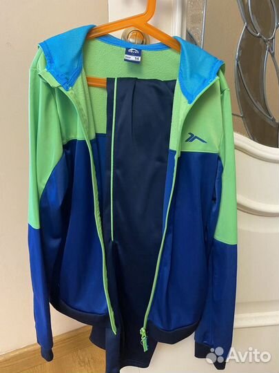 Спортивный костюм