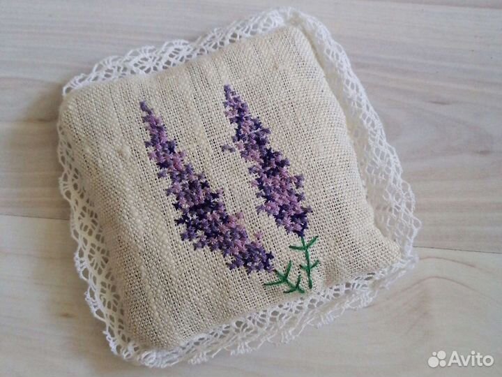 Подушечка для иголок (ручная работа)