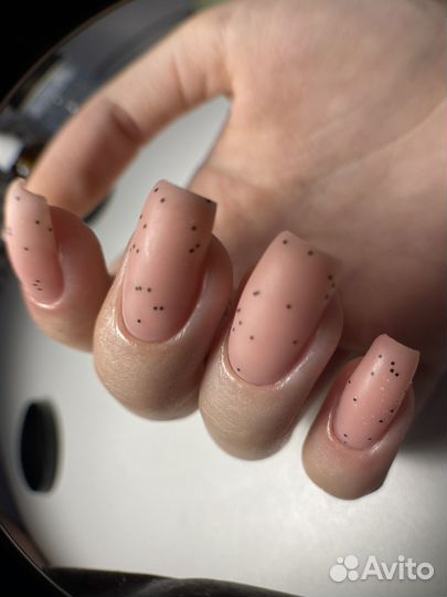 Маникюр, наращивание ногтей