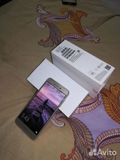 HONOR 8 Lite, 4/32 ГБ