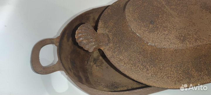 Казан старинный чугунный утятница