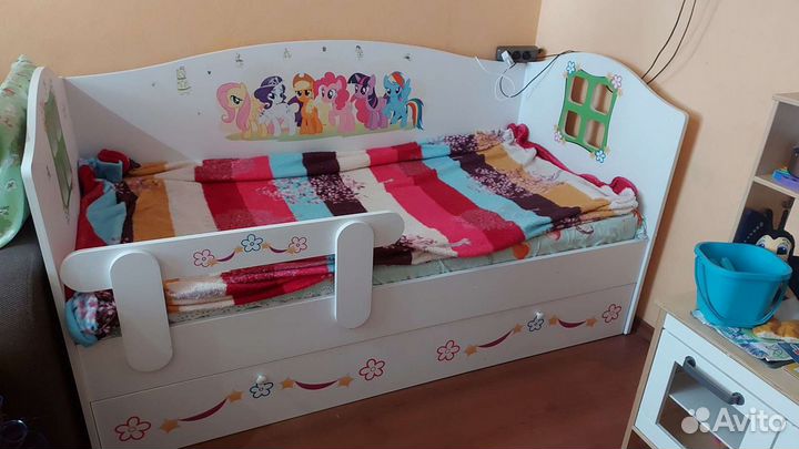 Кровать детская