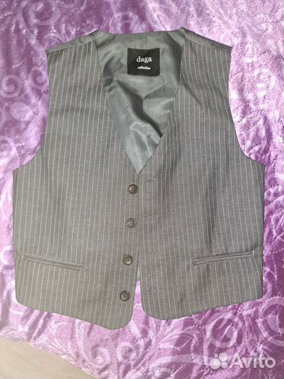 Серая жилетка для мальчика