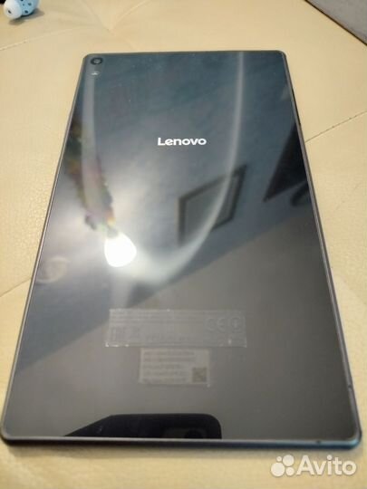 Планшет Lenovo tab 8