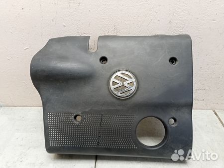 Накладка моторного отсека