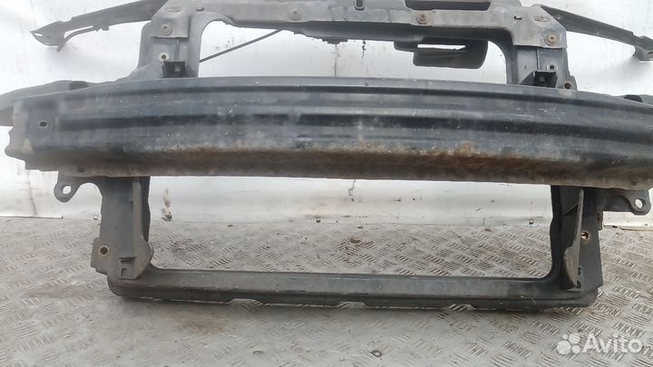 Панель передняя/телевизор (элемент) Skoda Fabia