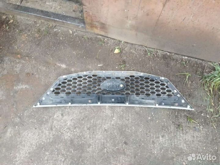 Решетка радиатора kia sorento 2