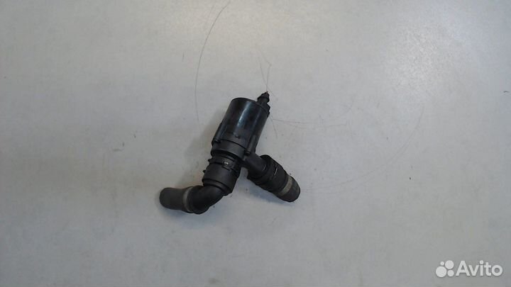 Насос водяной BMW X5 E70, 2008