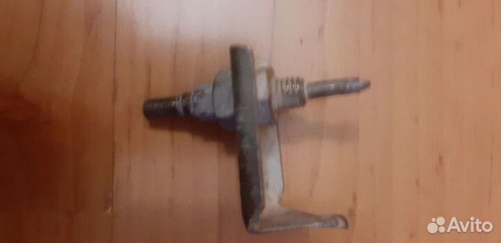 Струбцина маленькая