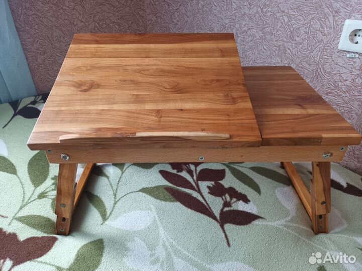 Столик для ноутбука в кровать