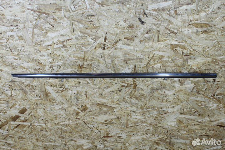 Бархотка стекла наружная передняя Kia Ceed 3