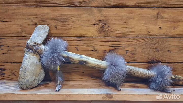 Каменный топор