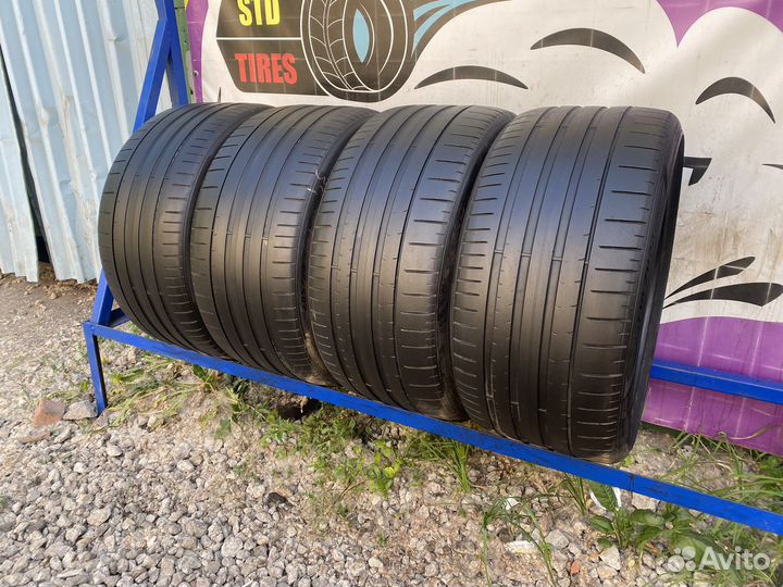 Pirelli P Zero PZ4 285/30 R22