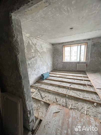 Разнорабочие и грузчики