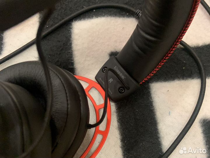 Игровые наушники hyperx