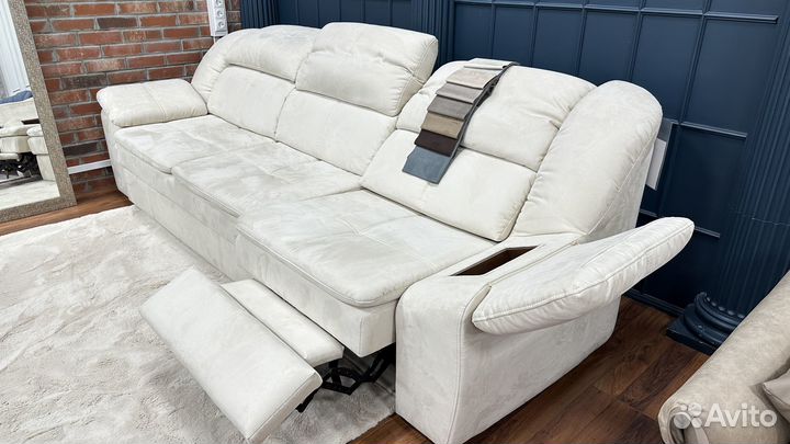 Диван с реклайнером