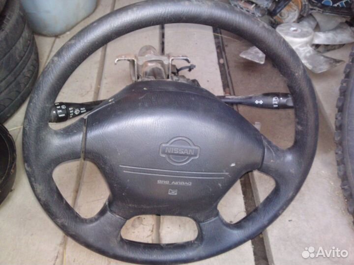 Руль Nissan