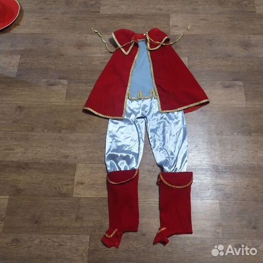 Костюм мушкетёра