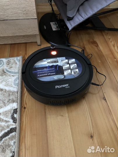 Робот пылесос pioner