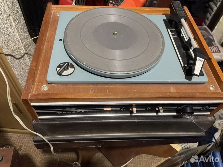 Проигрыватель пластинок акорд СССР